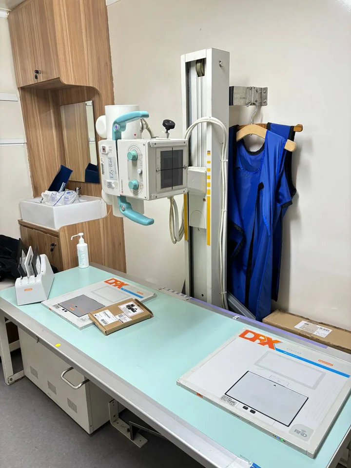 X-Ray equipment for X-Ray screening inside the mobile X-Ray truck.