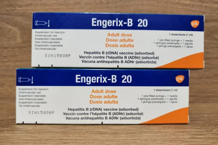 Engerix-B 乙型肝炎疫苗的包装盒